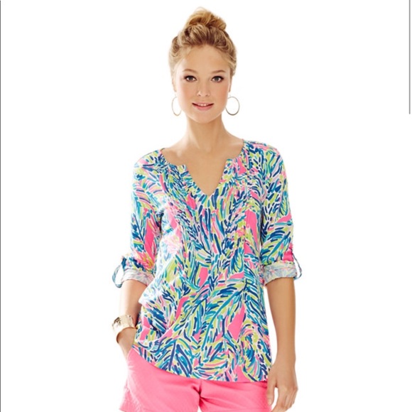 Lilly Pulitzer Tops - Lilly Pulitzer Braylen Tunic in Pink Palm Reader